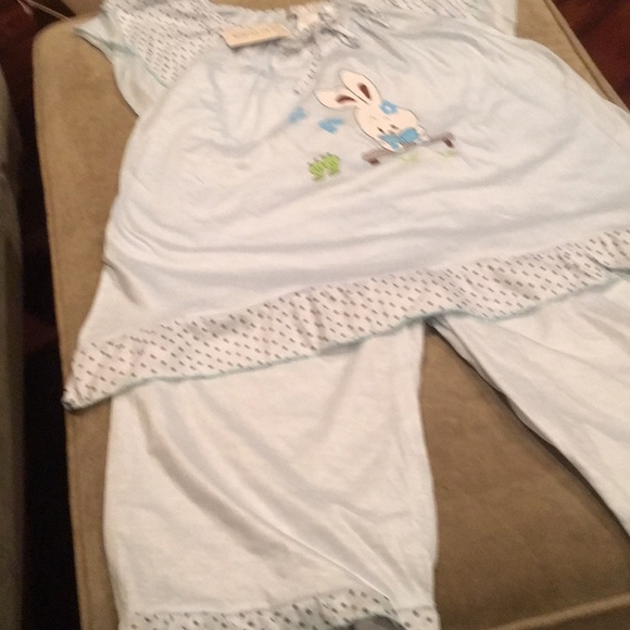 NWT Pajama Set XL - Picture 4 of 4